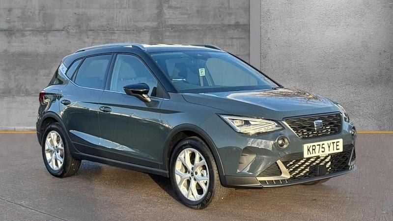 New Seat Arona FR Sport 113 HP (83 kW) 2025 Blue SUV