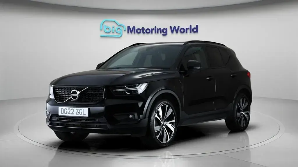 Used Volvo XC40 Ultimate 262 HP (192 kW) 2022 Black SUV
