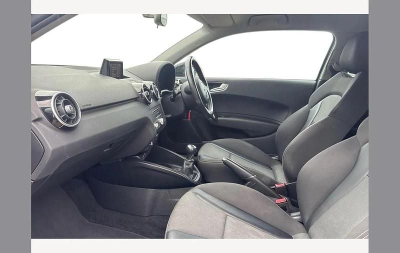 Used Audi A1 Sport 125 HP (91 kW) 2016 Black Hatchback