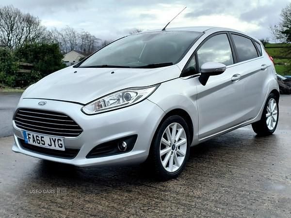 Used Ford Fiesta Titanium 2016 Silver Hatchback