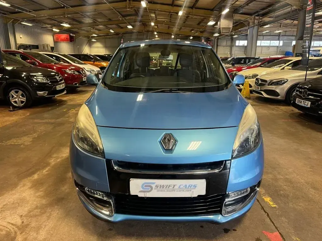 Used Renault Scénic III Dynamique 110 HP (80 kW) 2013 Blue MPV