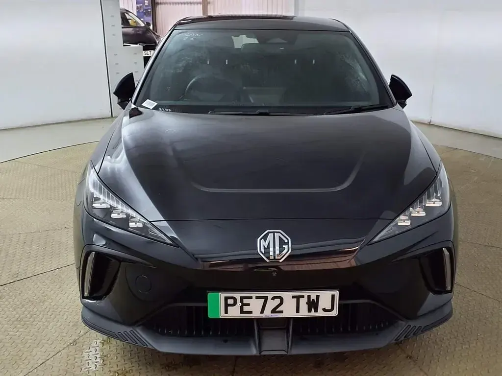 Used MG MG4 EV Trophy 2023 Black Hatchback