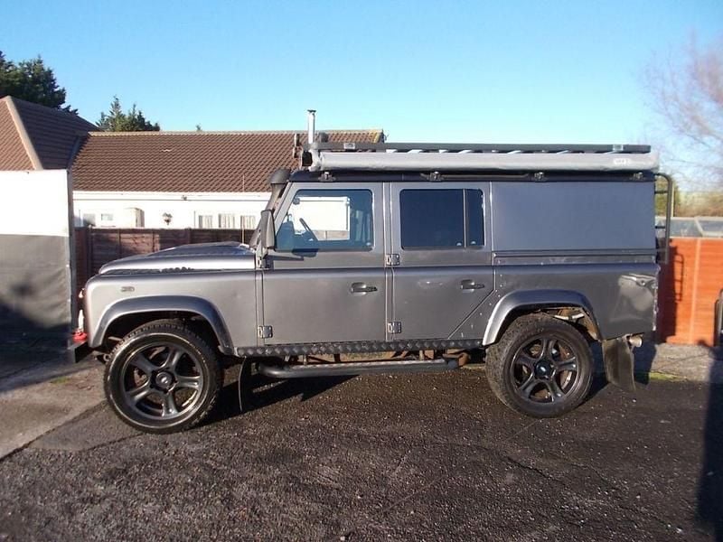 Used Land Rover Defender 175 HP (128 kW) 2014 Grey SUV