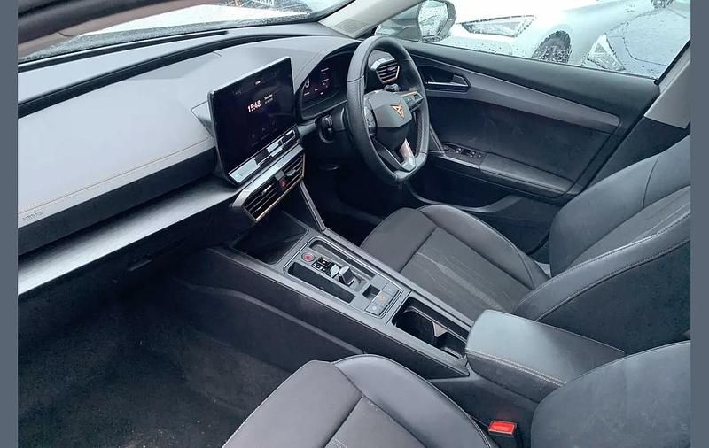 Begagnad Cupra Formentor 150 HK (110 kW) 2023 Vit SUV