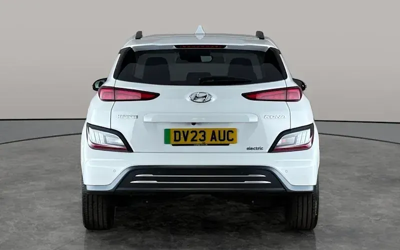 Used Hyundai Kona Premium 150 kW (204 HP) 2022 White SUV