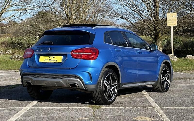 Used Mercedes GLA200 AMG line 156 HP (114 kW) 2016 Blue SUV