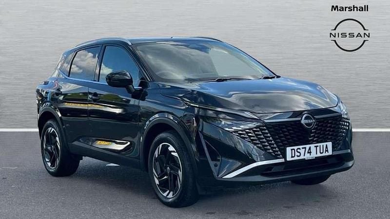 Black Used 2024 Nissan Qashqai N-Connecta SUV | £24,579 (A bit pricey) - Image 1/4