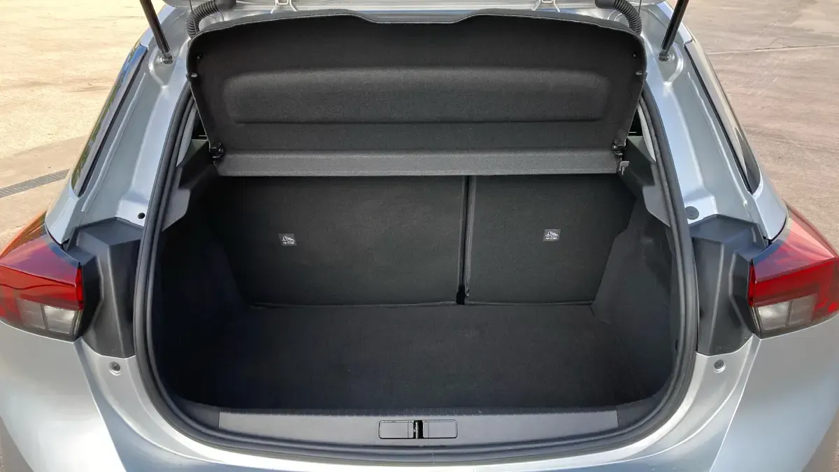 Used Vauxhall Corsa Design Edition 75 HP (55 kW) 2023 Grey Hatchback