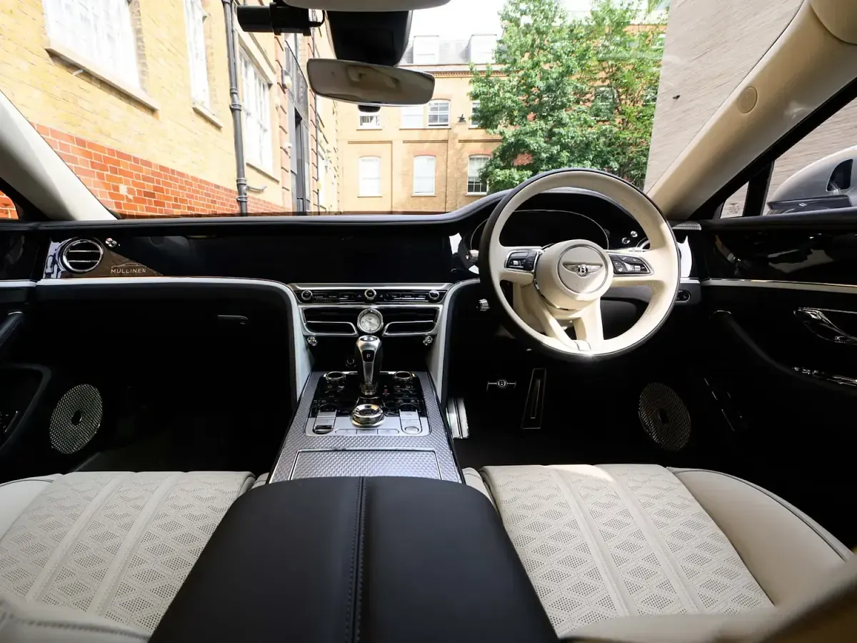 New Bentley Flying Spur Mulliner 2026 Magnetic Sedan