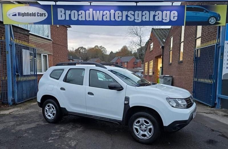 White Used 2021 Dacia Duster Essentiel Hatchback | £8,790 (Super price) - Image 1/4