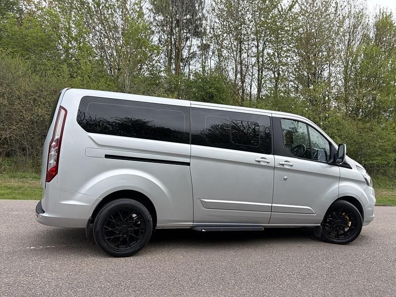 Used Ford Tourneo Custom Titanium 2019 Silver Van