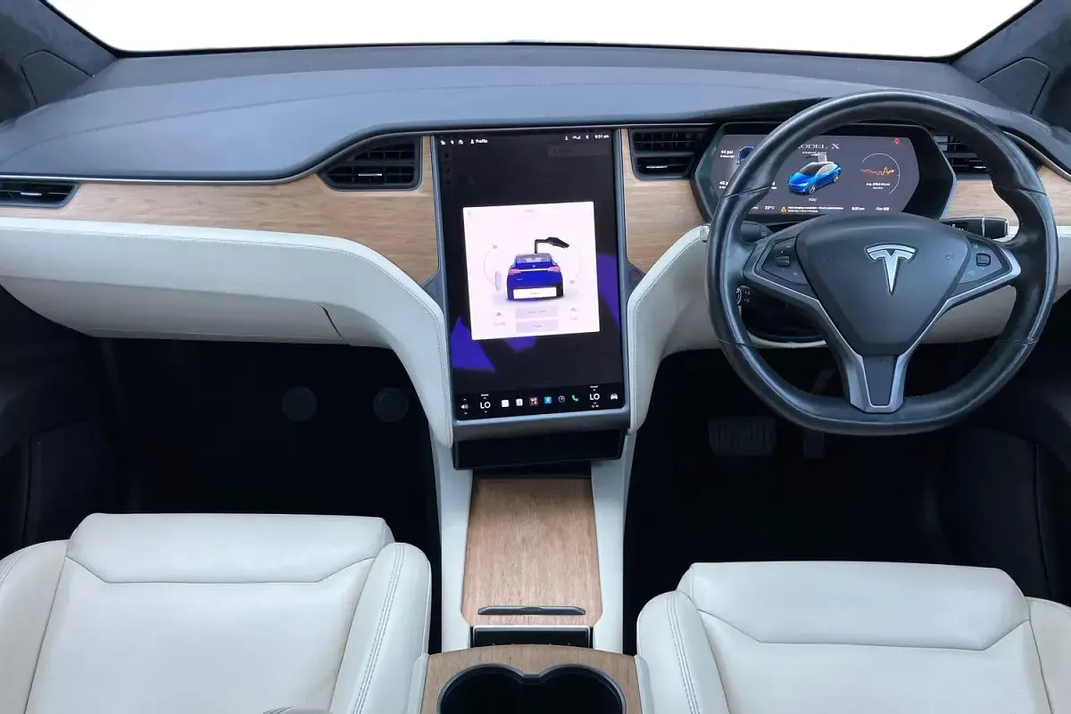 Used Tesla Model X Standard Range 311 kW (423 HP) 2019 Blue SUV
