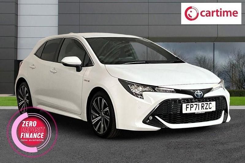 White Used 2021 Toyota Corolla Design Hatchback | £16,666 (Fair price) - Image 1/3