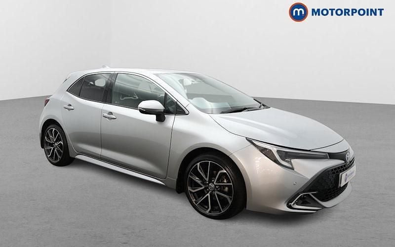 Used 2025 Toyota Corolla Hatchback | £21,299 (Good price) - Image 1/4