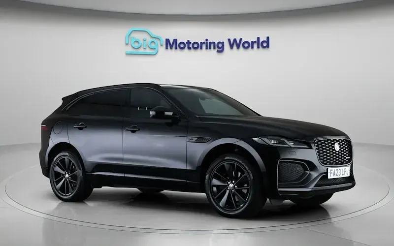 Used Jaguar F-Pace R-Dynamic 250 HP (183 kW) 2023 Black SUV