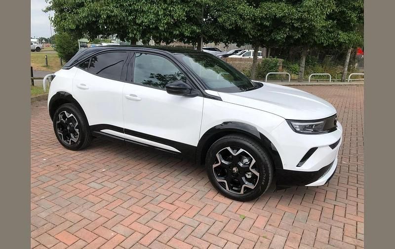 White New 2025 Vauxhall Mokka Ultimate SUV | £22,592 (Expensive) - Image 1/4
