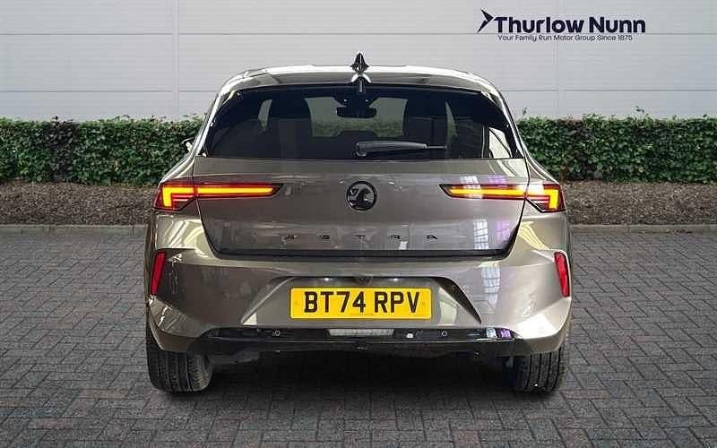 Used Vauxhall Astra Ultimate 131 HP (96 kW) 2025 Hatchback