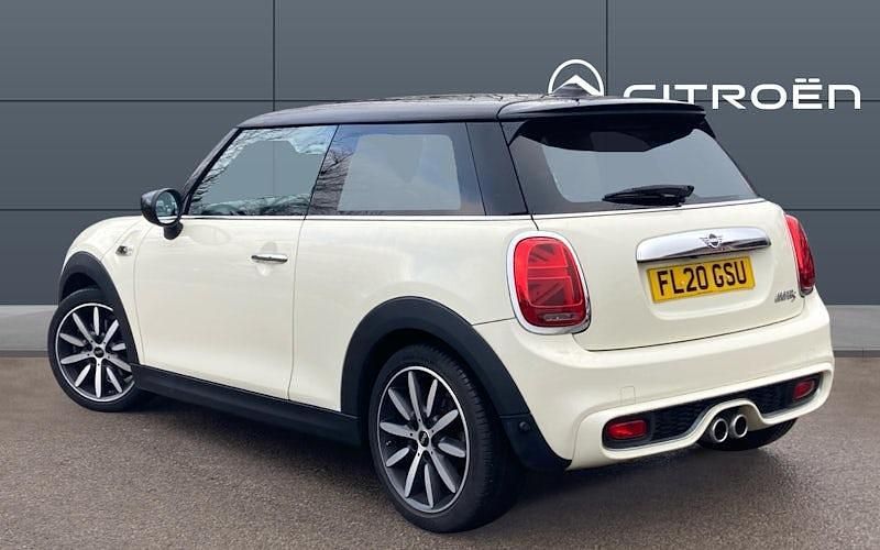 Used Mini Cooper S Exclusive 192 HP (141 kW) 2020 White Hatchback