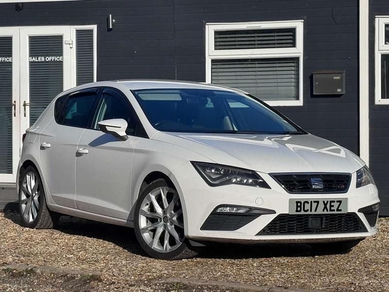 Used Seat Leon FR 2017 White Hatchback