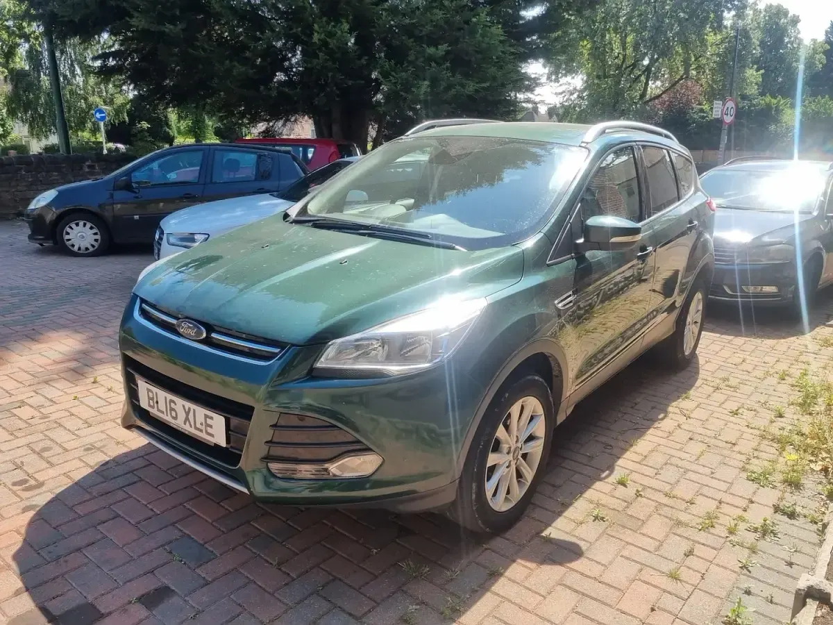 Used Ford Kuga Titanium 150 HP (110 kW) 2016 Green SUV