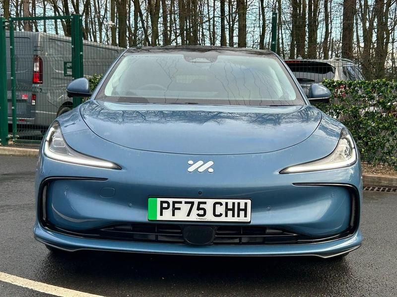 Used MG IM5 216 kW (295 HP) 2025 Blue Hatchback