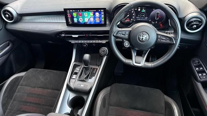 Used Alfa Romeo Tonale Edizione Speciale 158 HP (116 kW) 2023 Red SUV