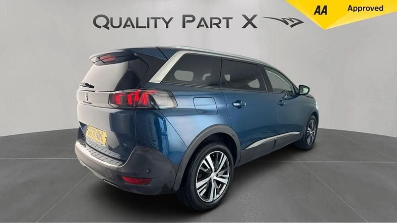 Used Peugeot 5008 Allure Premium 130 HP (95 kW) 2021 Blue SUV