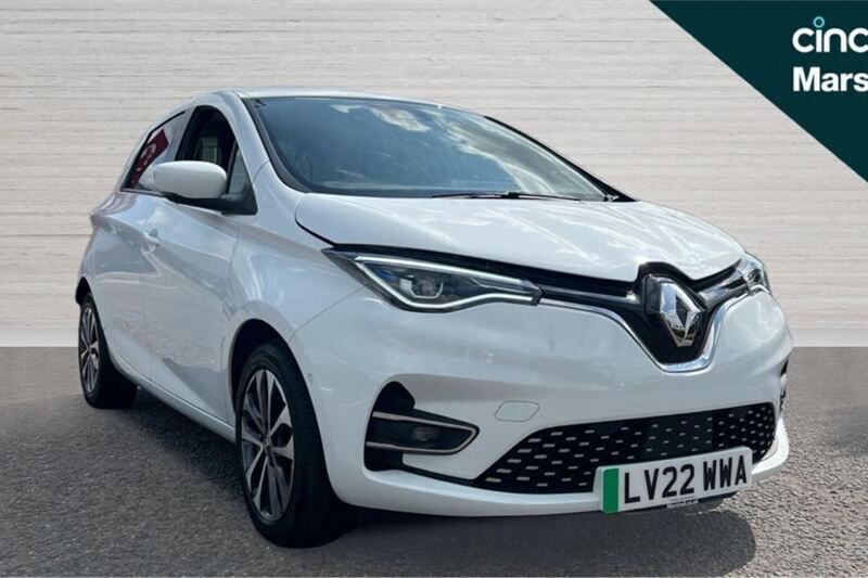 White Used 2022 Renault Rapid GT Hatchback | £11,291 (Fair price) - Image 1/4