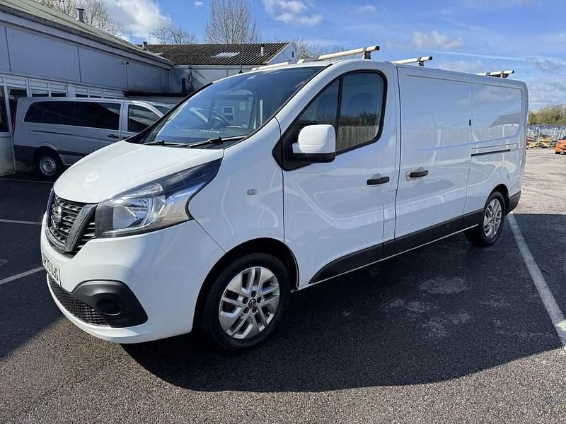 Used Nissan NV300 Acenta 120 HP (88 kW) 2020 White Van