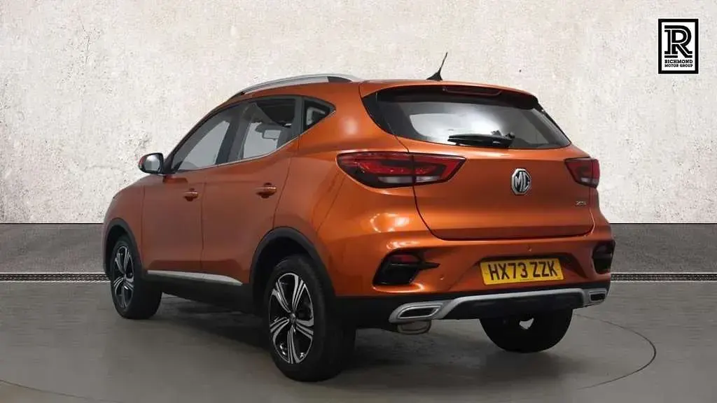Used MG ZS Excite 106 HP (77 kW) 2023 Orange SUV