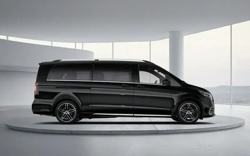 New Mercedes V300 Premium 237 HP (174 kW) 2026 MPV