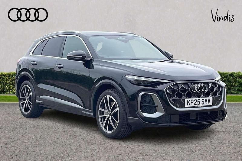 Black Used 2025 Audi Q5 Advanced SUV | £53,233 (Expensive) - Image 1/3