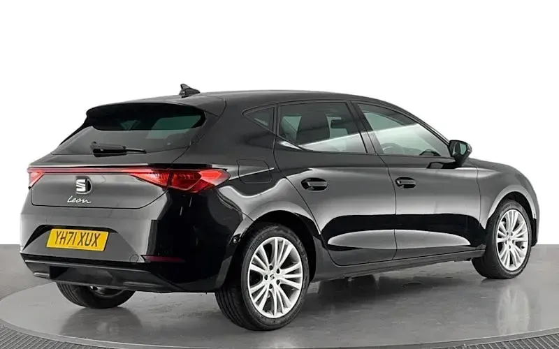 Used Seat Leon SE Dynamic 110 HP (80 kW) 2023 Hatchback