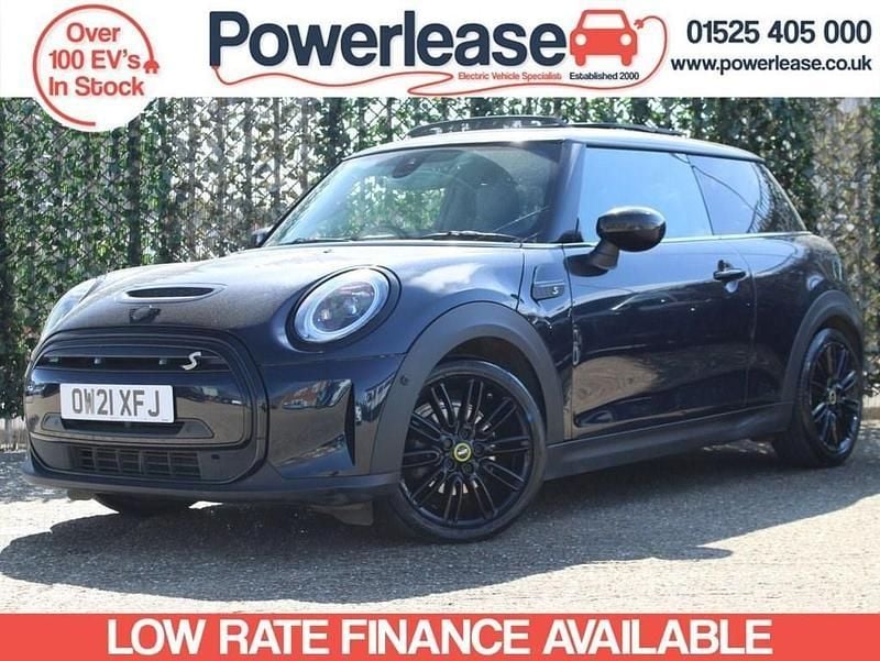 Black Used 2021 Mini Cooper SE Hatch Hatchback | £10,989 (Fair price) - Image 1/2