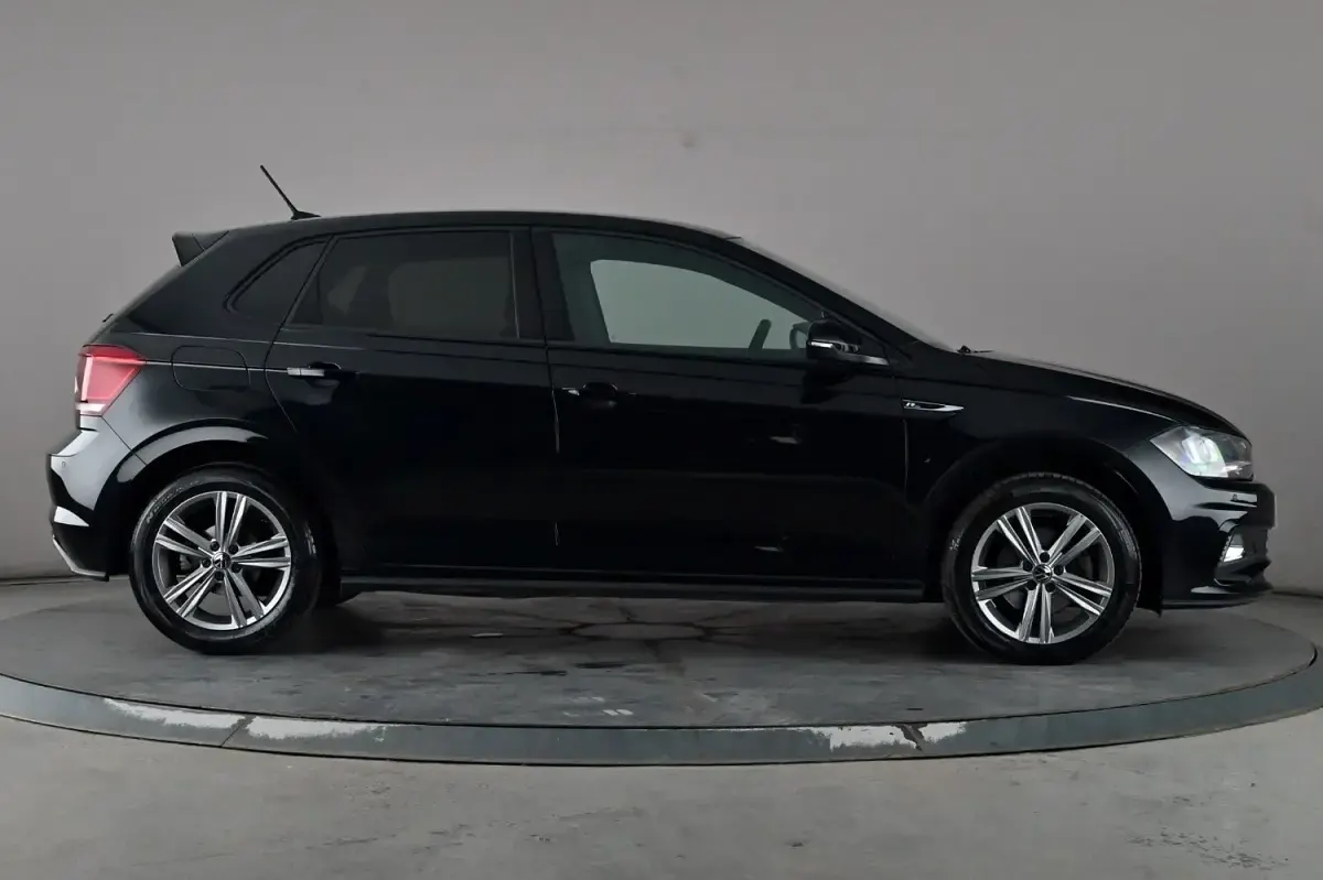 Used VW Polo R-line 110 HP (80 kW) 2020 Black Hatchback