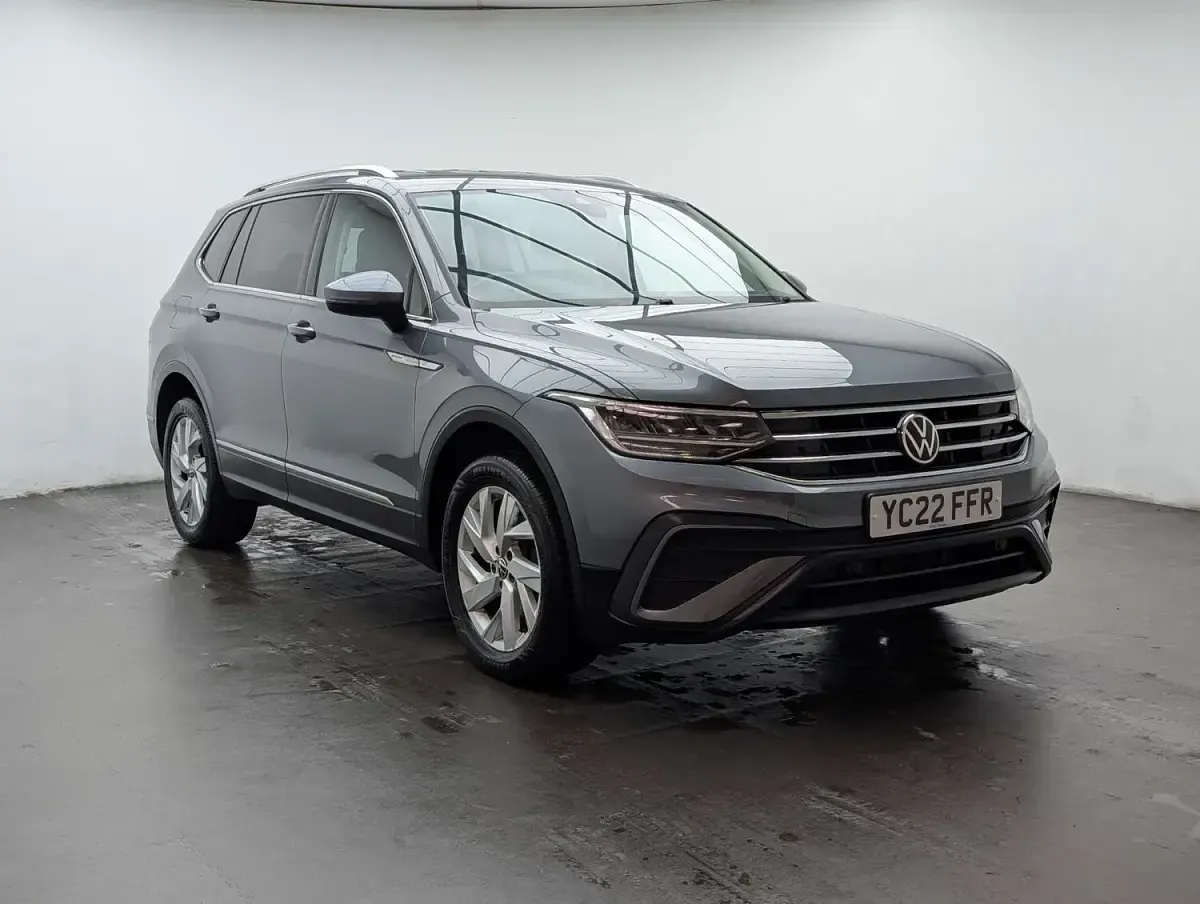 Used VW Tiguan Allspace Life 150 HP (110 kW) 2022 Grey SUV