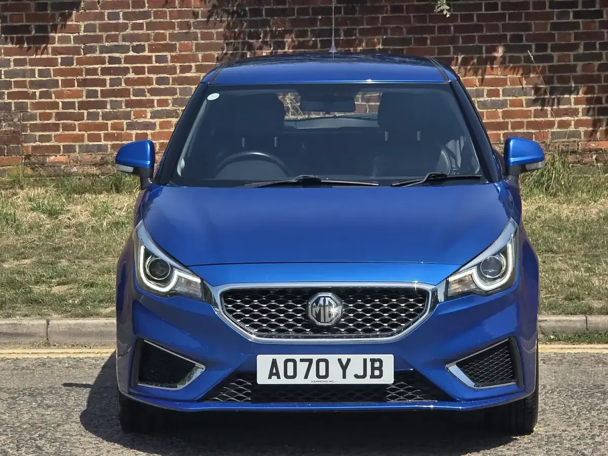 Used MG MG3 Exclusive 106 HP (77 kW) 2020 Blue Hatchback
