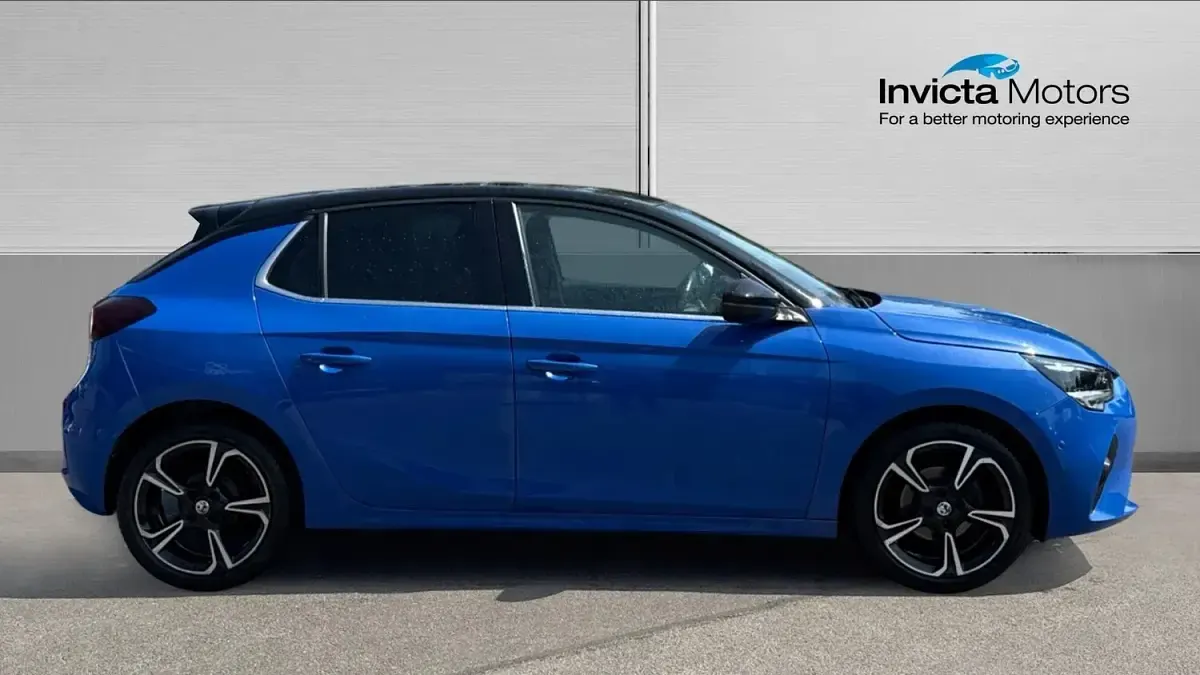 Used Vauxhall Corsa Edition 75 HP (55 kW) 2022 Voltaic blue metallic Hatchback