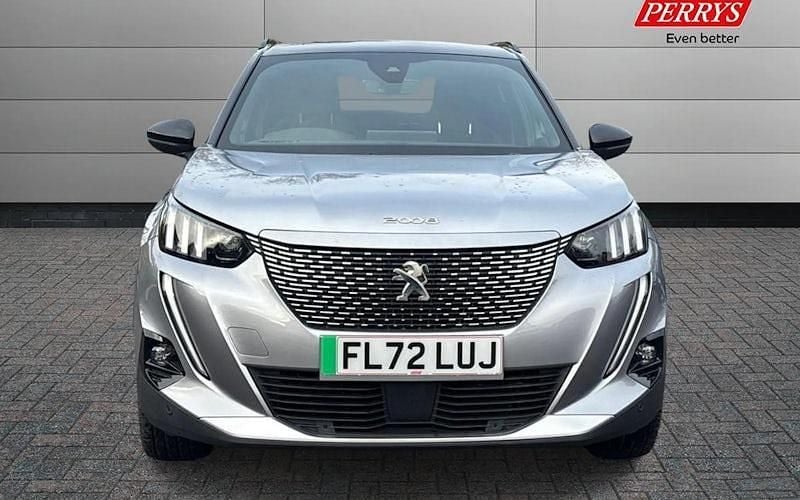 Used Peugeot e-2008 Premium 100 kW (136 HP) 2022 SUV