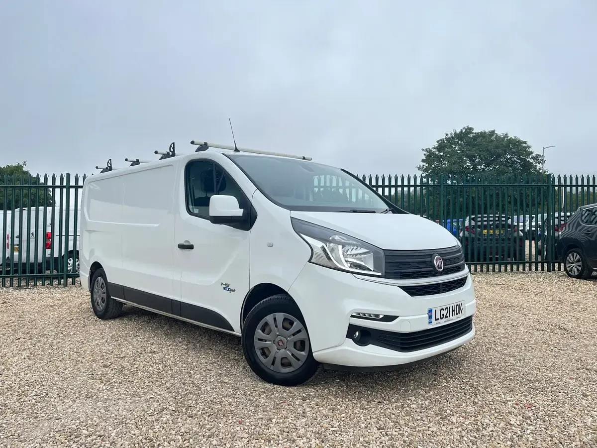 Used Fiat Talento S 120 HP (88 kW) 2021 White MPV