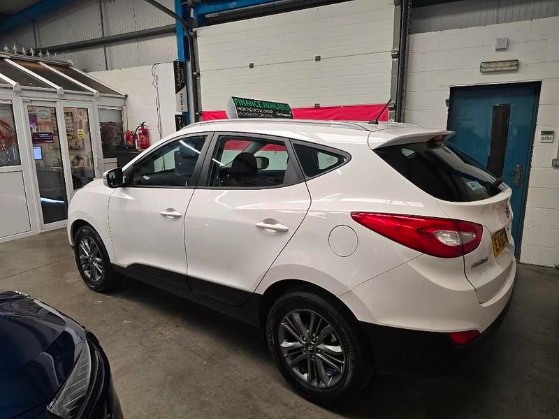 Used Hyundai ix35 SE 115 HP (84 kW) 2013 White SUV