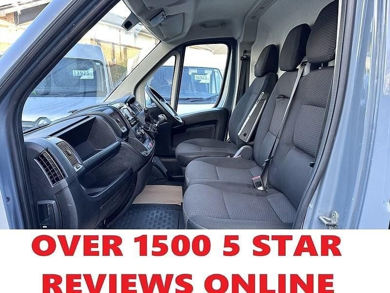 Used Vauxhall Movano 140 HP (102 kW) 2022 Grey MPV