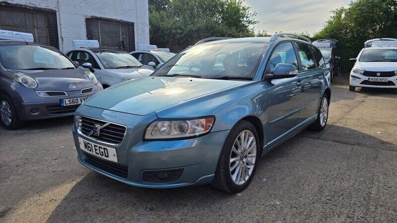 Blue Used 2009 Volvo V50 SE Lux Estate | £2,995 (Good price) - Image 1/4
