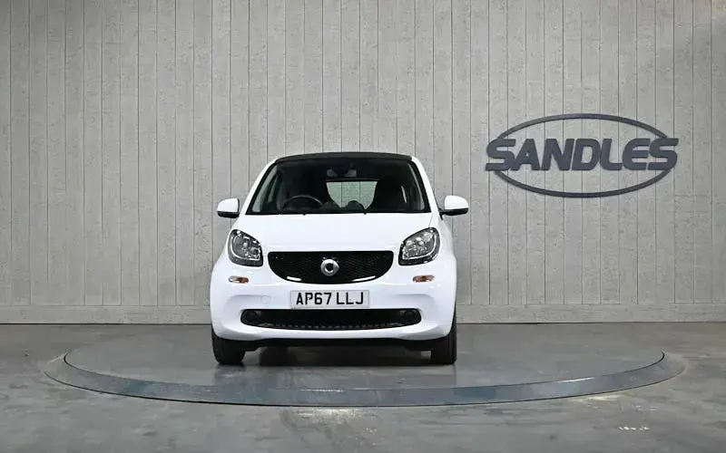 Usado Smart ForTwo Coupé Passion 71 HP (52 kW) 2017 Branco Coupé
