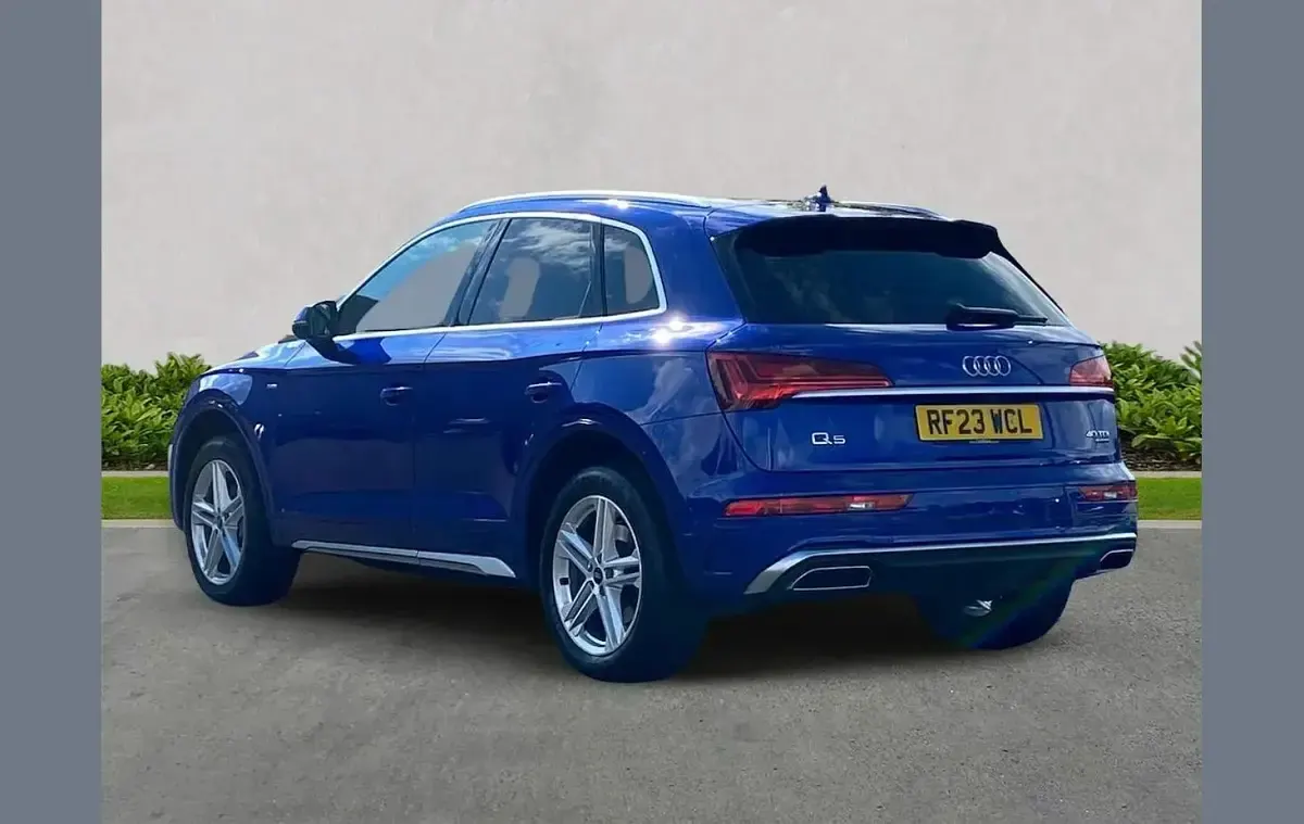 Used Audi Q5 S-Line 204 HP (150 kW) 2023 Blue SUV