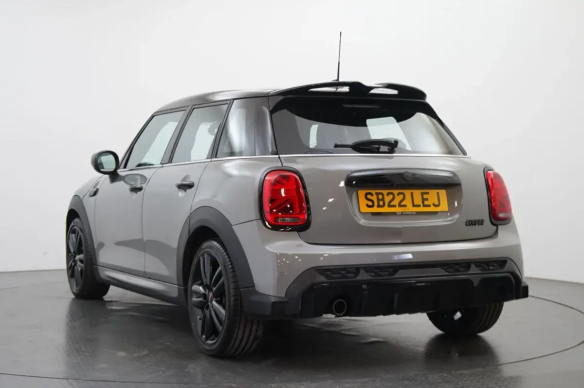 Used Mini Cooper Hatch 134 HP (98 kW) 2022 Grey Hatchback