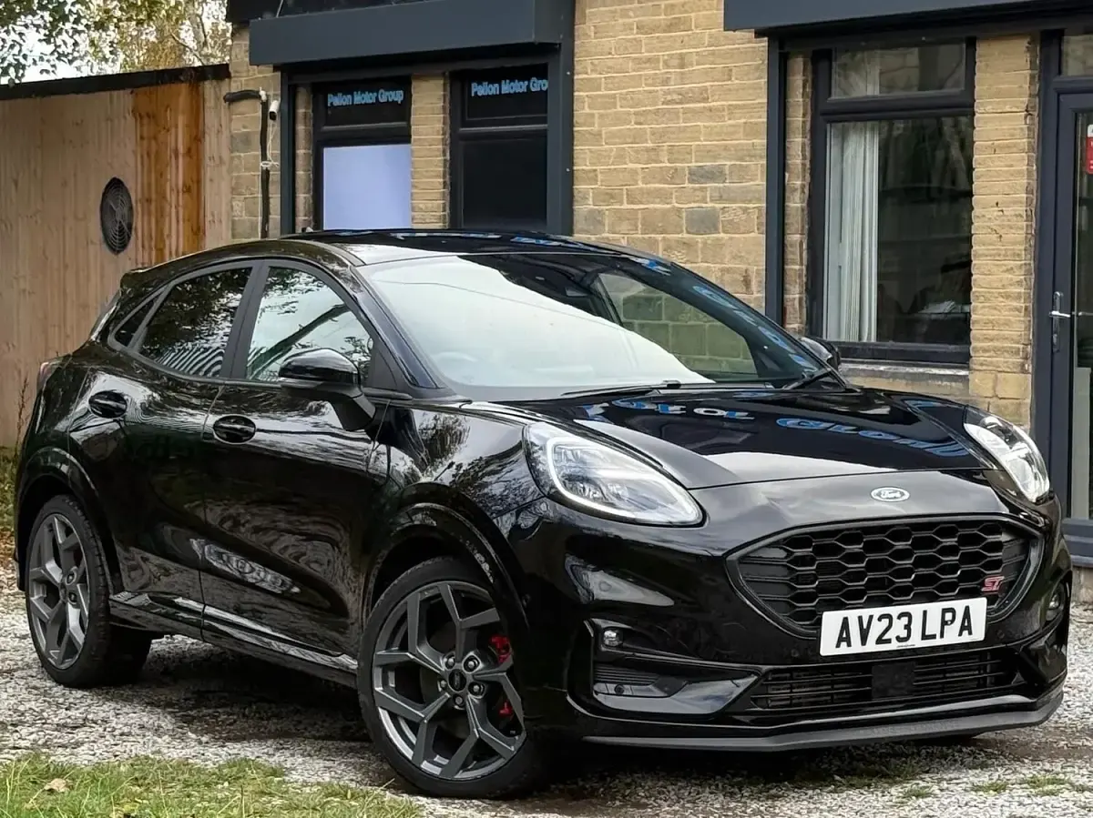 Used Ford Puma ST 200 HP (147 kW) 2023 Black SUV
