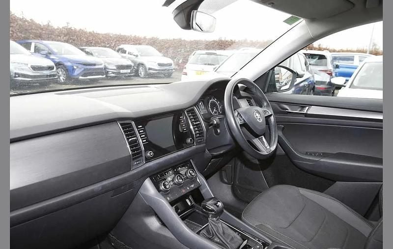 Used Skoda Kodiaq SE 150 HP (110 kW) 2019 Quartz grey metallic SUV