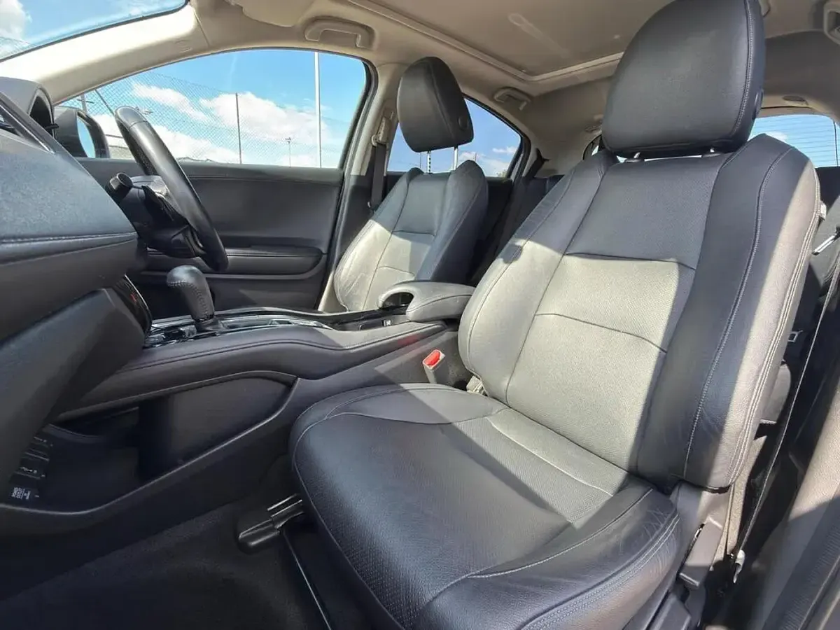 Usado Honda HR-V EX 130 HP (95 kW) 2020 Cinzento SUV