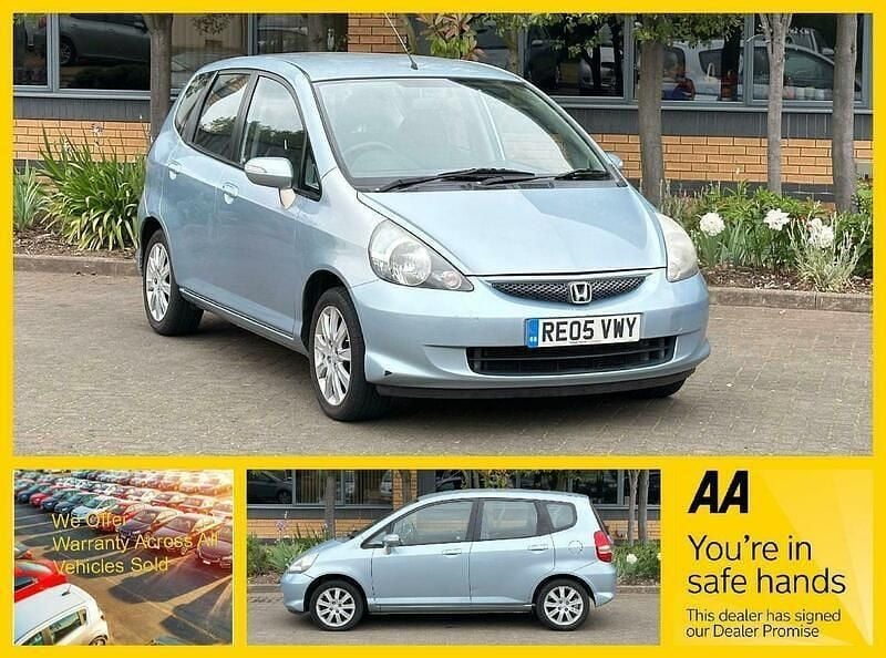 Blue Used 2005 Honda Jazz SE Hatchback | £2,650 (Fair price) - Image 1/4